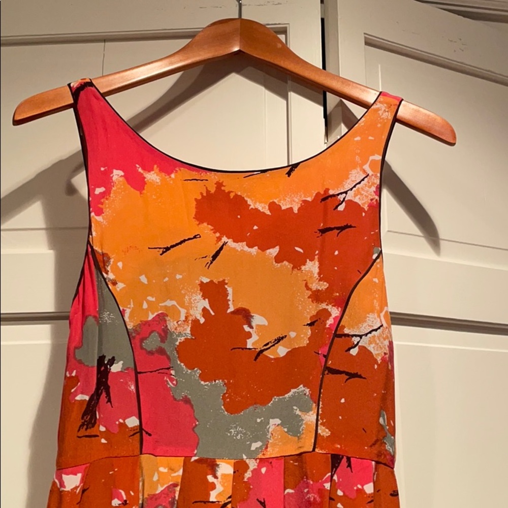 Vibrant Abstract Floral Dress - Picture 6 of 9